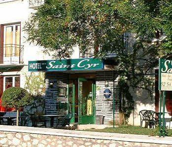 Saint Cyr Hotel 2*
